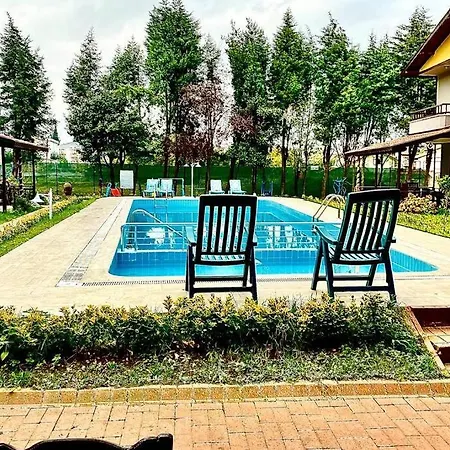 Four Season Four 4 Villa